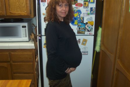 Natalie Portman Pregnant Belly. hair natalie portman pregnant